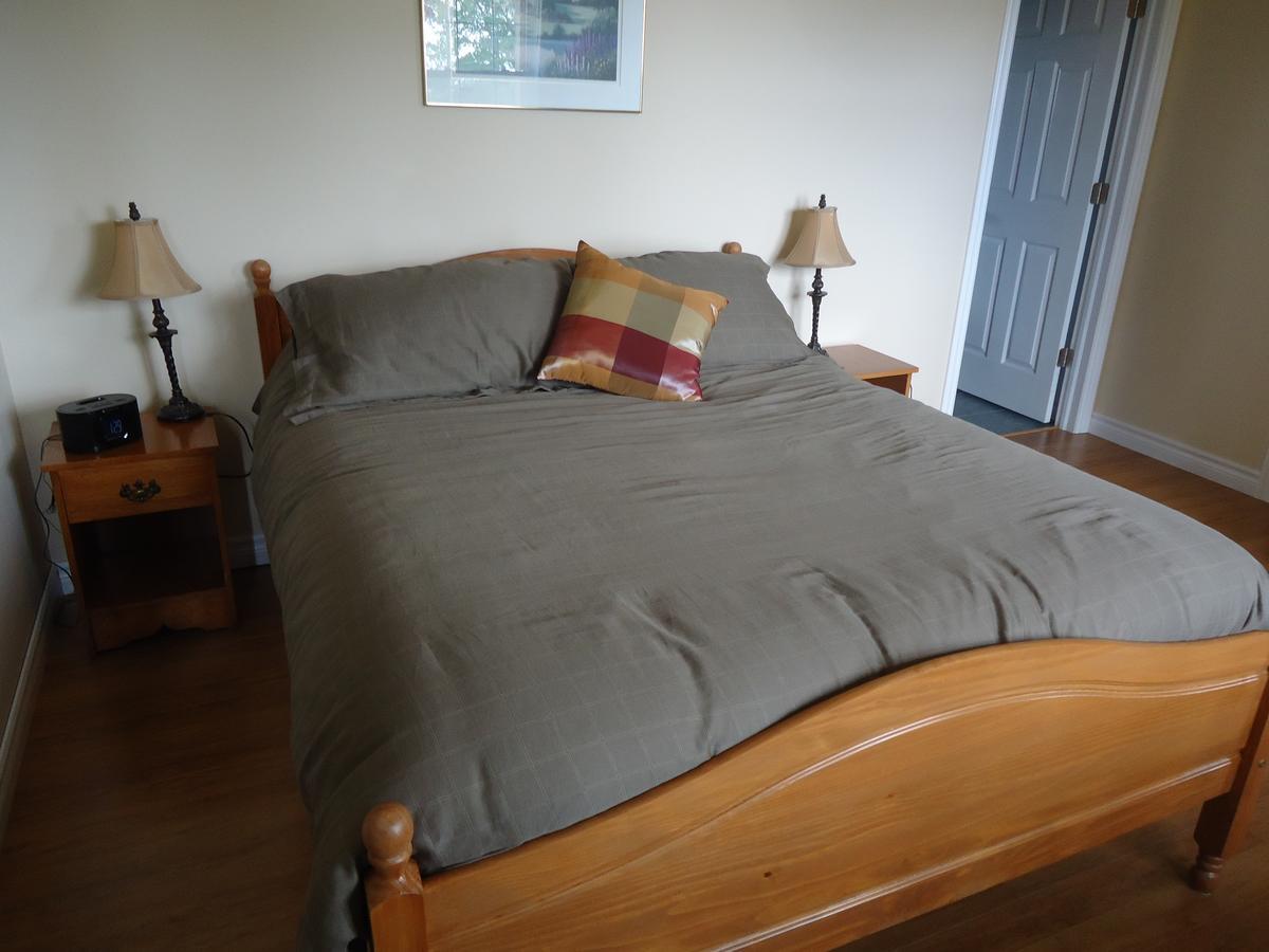 The Fiddle And The Sea Bed And Breakfast Port Hood Room photo